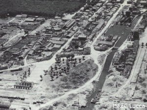 La zona del cavalcavia dopo il bombardamento (da: Nuova Viareggio Ieri, 09/11/93)